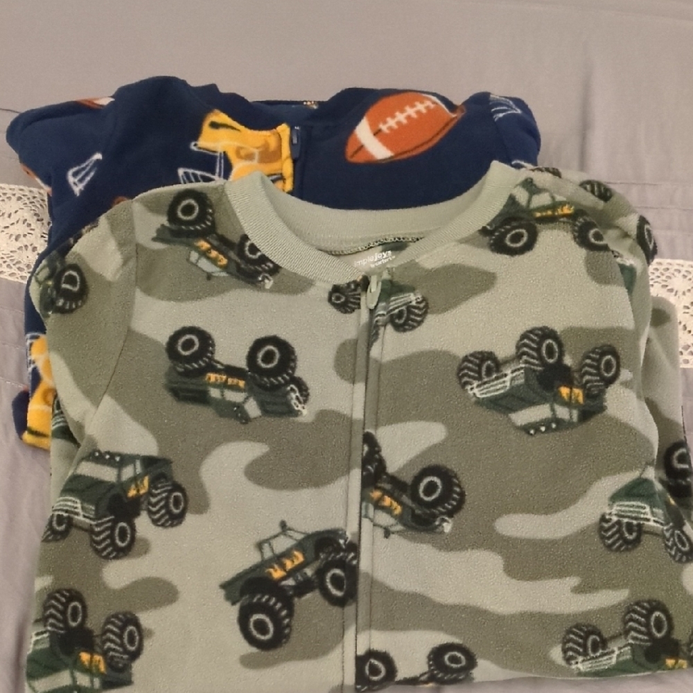Set of 2 Fleece Footie Pajamas